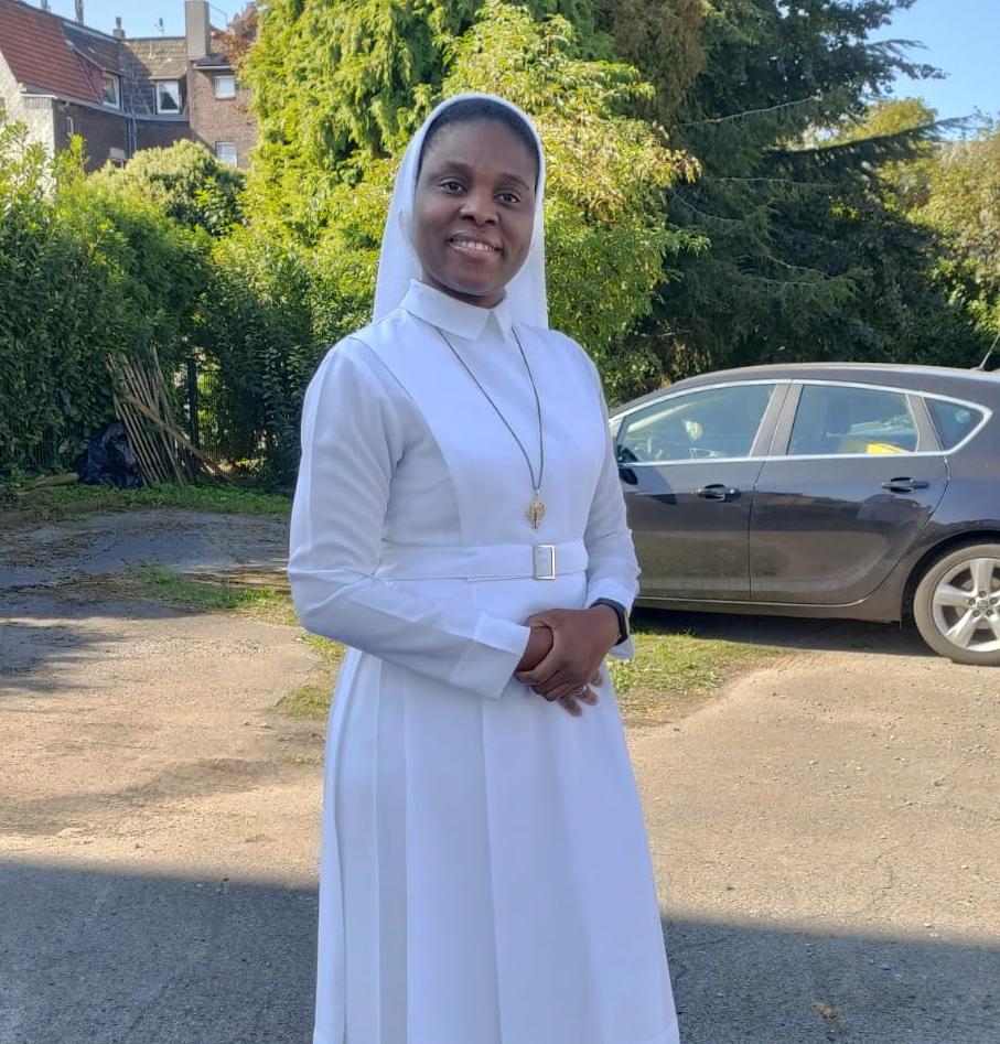 Sr. Alextina E. Ighodalo (HHCJ)